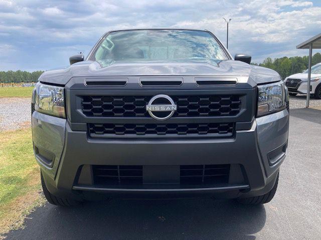 Nissan Frontier  2025