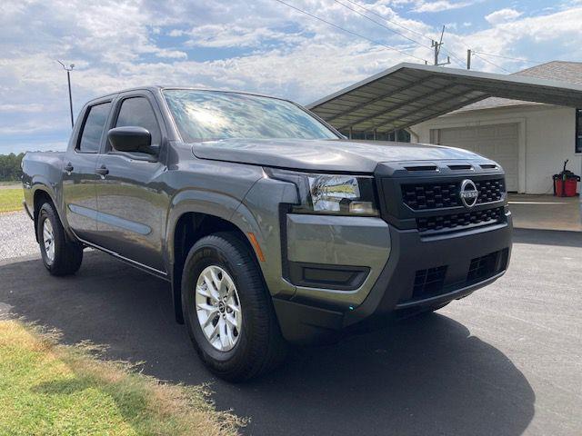 Nissan Frontier  2025