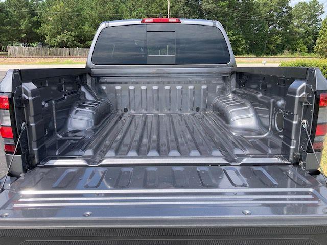 Nissan Frontier  2025