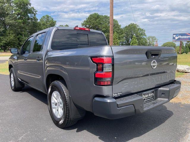 Nissan Frontier  2025