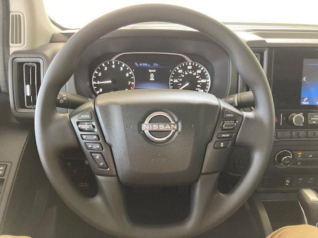 Nissan Frontier  2025