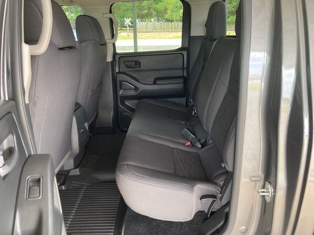 Nissan Frontier  2025