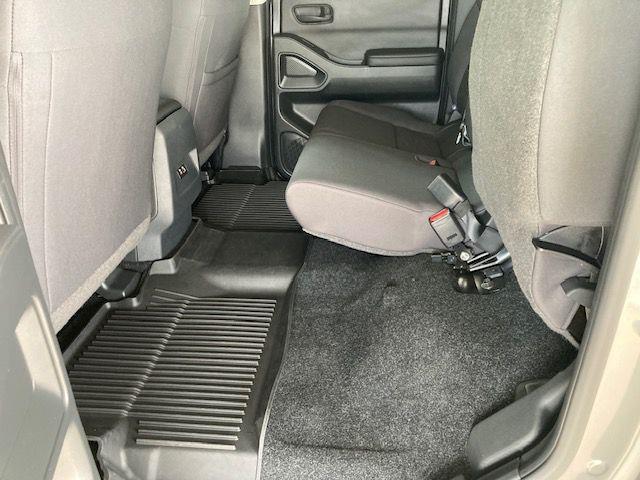Nissan Frontier  2025