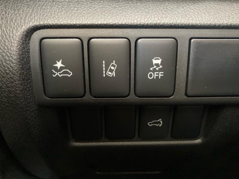Mitsubishi Eclipse Cross  2025