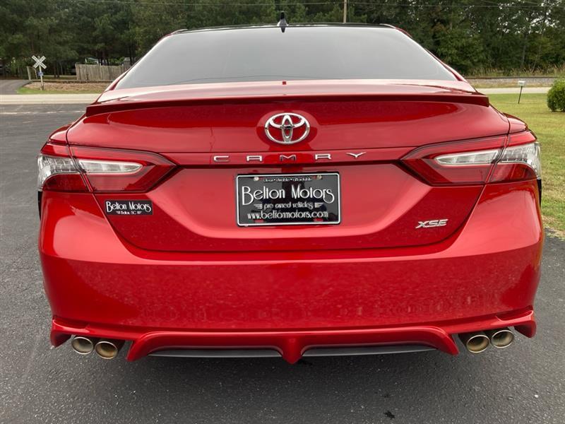 Toyota Camry  2019