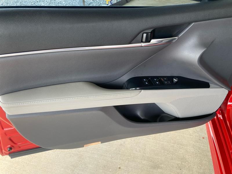 Toyota Camry  2019