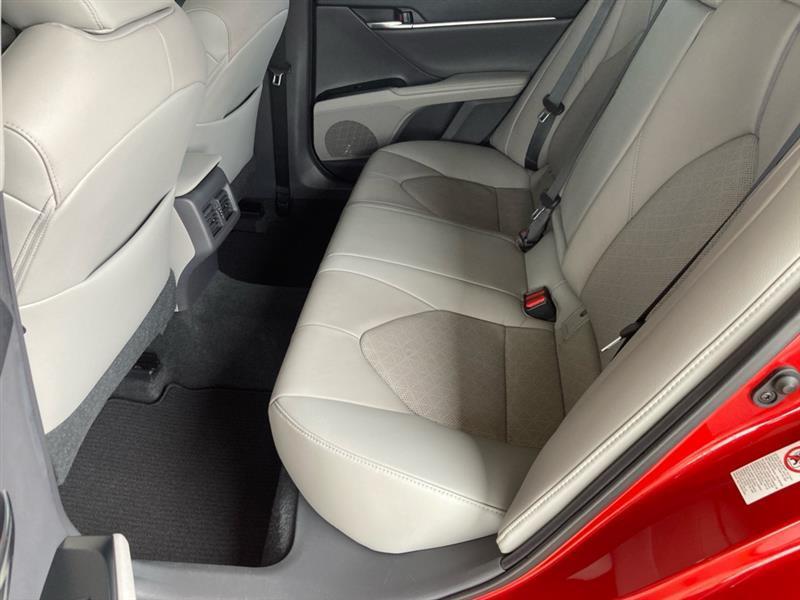 Toyota Camry  2019