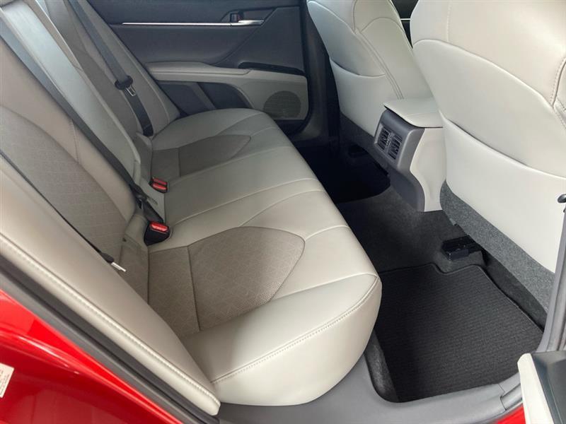 Toyota Camry  2019