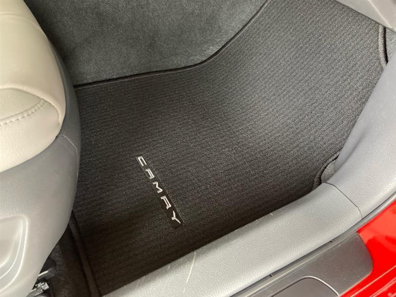 Toyota Camry  2019