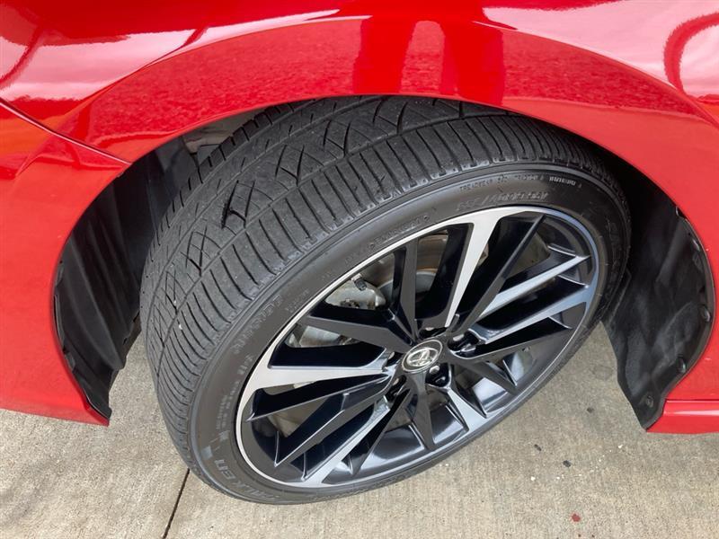 Toyota Camry  2019
