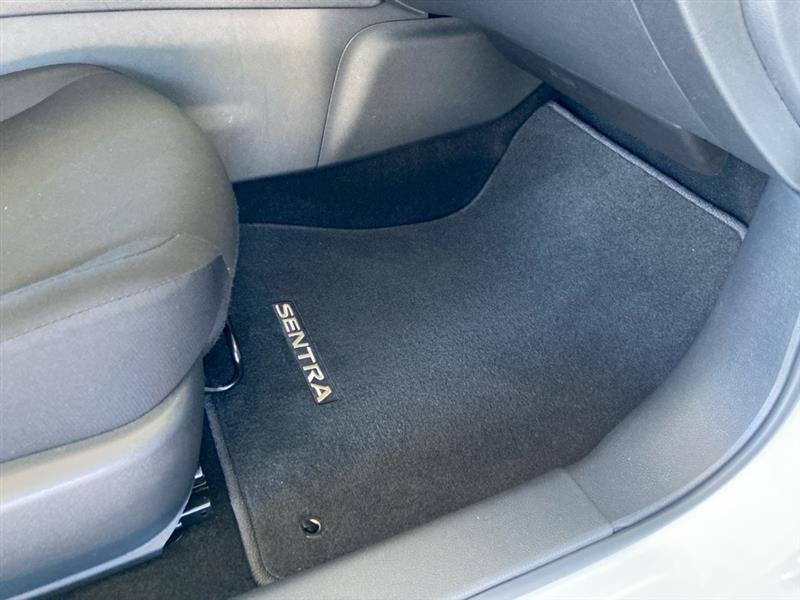 Nissan Sentra  2025