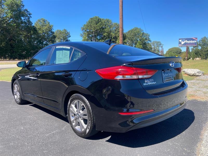 Hyundai Elantra  2017