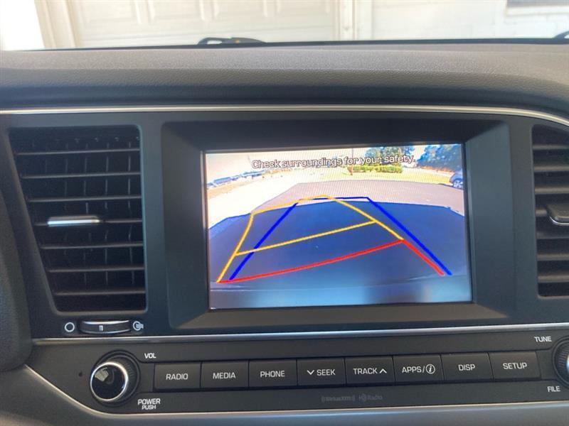 Hyundai Elantra  2017
