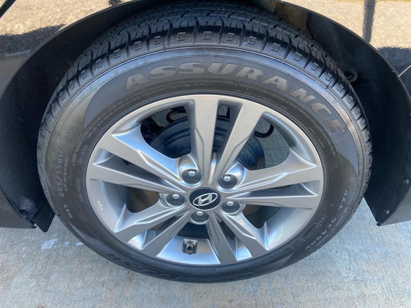 Hyundai Elantra  2017