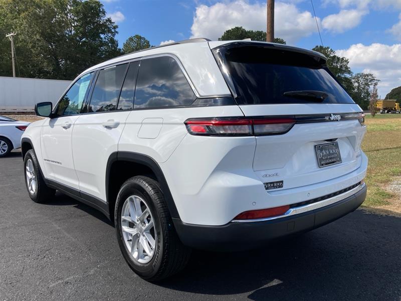 Jeep Grand Cherokee  2024