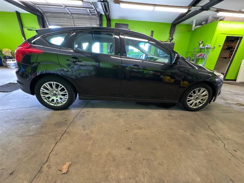 Ford Focus  2012