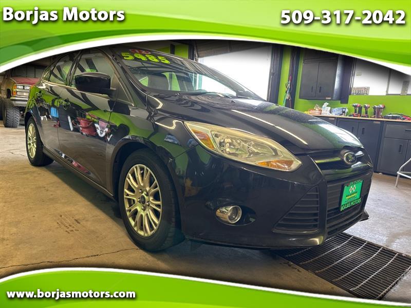 2012 Ford Focus SE's photo