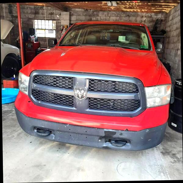 RAM 1500 Tradesman Quad Cab 4WD 2014