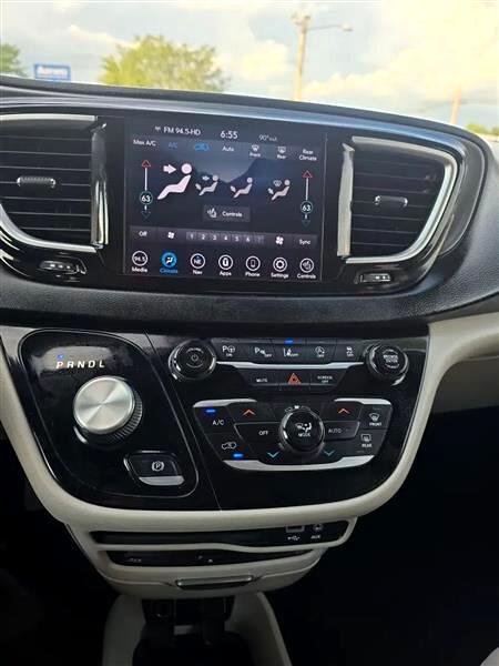 Chrysler Pacifica Touring-L Plus 2020 Chrysler Pacifica Touring-L Plus 2020