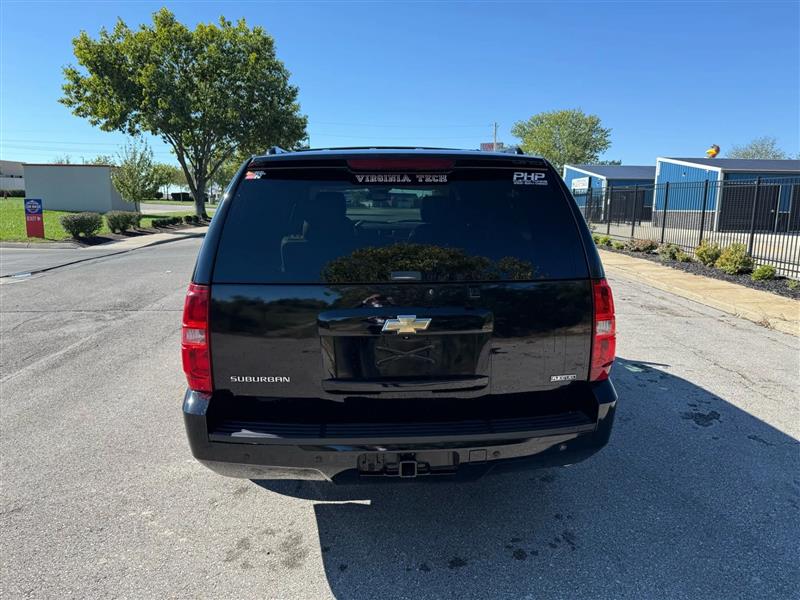 Chevrolet Suburban LTZ 1500 4WD 2007 Chevrolet Suburban LTZ 1500 4WD 2007