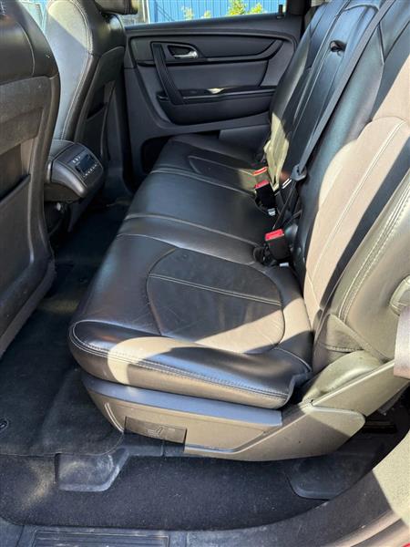 Chevrolet Traverse 2LT AWD 2013 Chevrolet Traverse 2LT AWD 2013