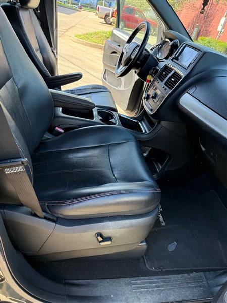 Dodge Grand Caravan R/T 2011 Dodge Grand Caravan R/T 2011