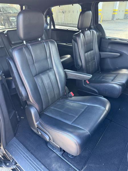 Dodge Grand Caravan R/T 2011 Dodge Grand Caravan R/T 2011