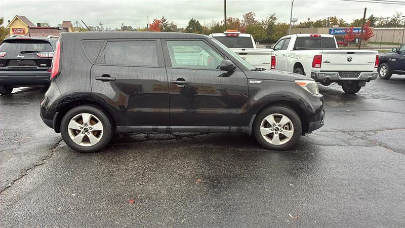 2017 Kia Soul Base