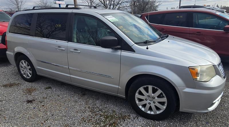 Chrysler Town & Country Touring 2012