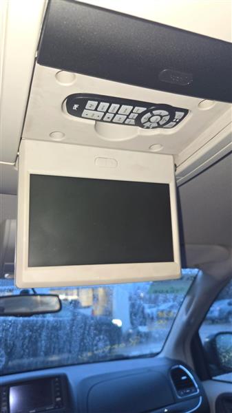 Chrysler Town & Country Touring 2012