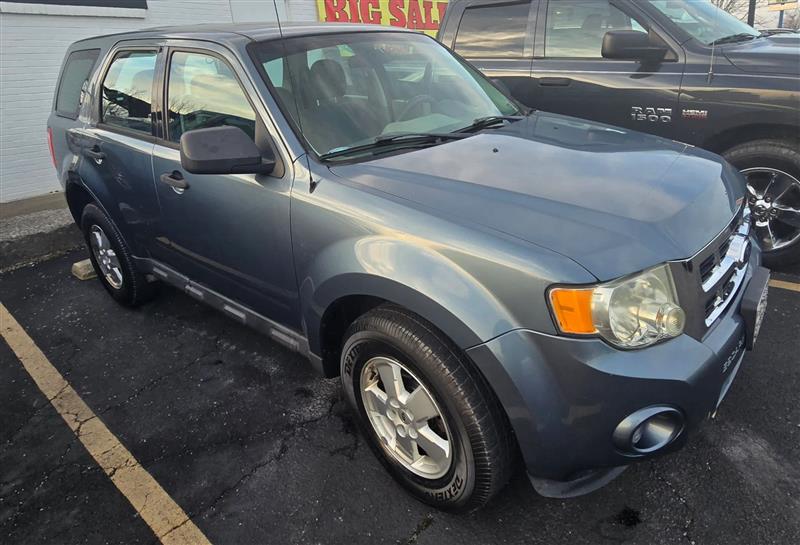 2011 Ford Escape XLS