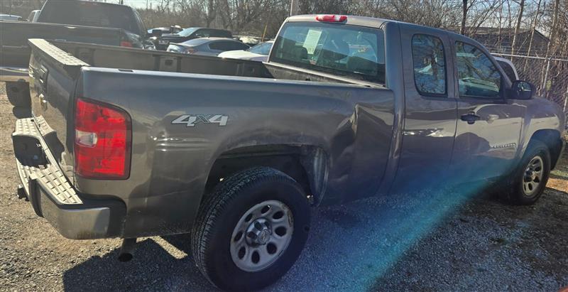 Chevrolet Silverado 1500 Work Truck Ext. Cab 4WD 2013