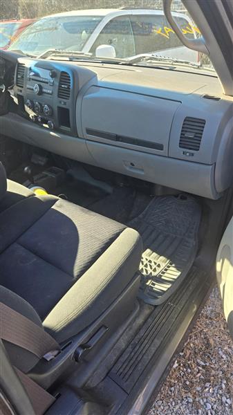 Chevrolet Silverado 1500 Work Truck Ext. Cab 4WD 2013