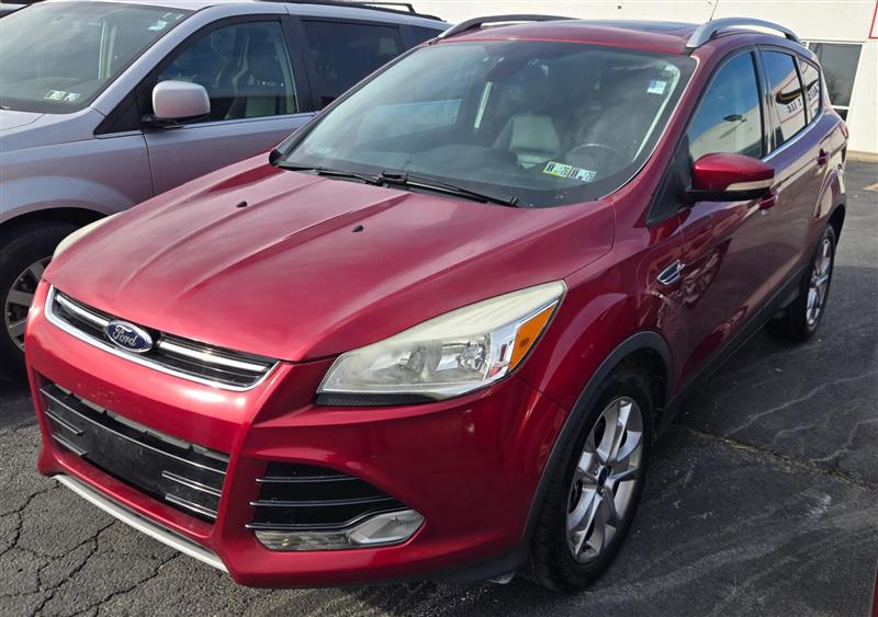 2014 Ford Escape Titanium's photo