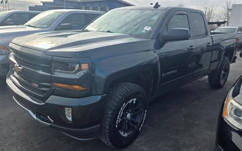 Chevrolet Silverado 1500 LT Double Cab 4WD 2017