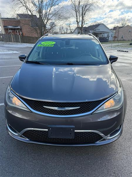 Chrysler Pacifica Touring-L Plus 2017