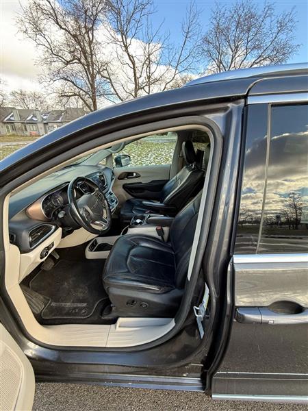 Chrysler Pacifica Touring-L Plus 2017