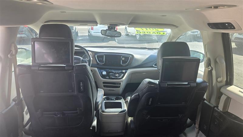 Chrysler Pacifica Touring-L Plus 2017