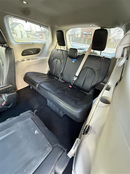 Chrysler Pacifica Touring-L Plus 2017