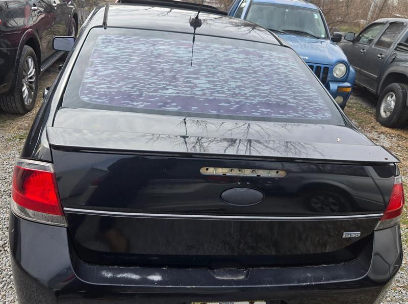 Ford Focus SES Sedan 2010