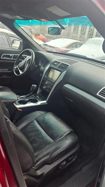 Ford Explorer XLT 4WD 2015