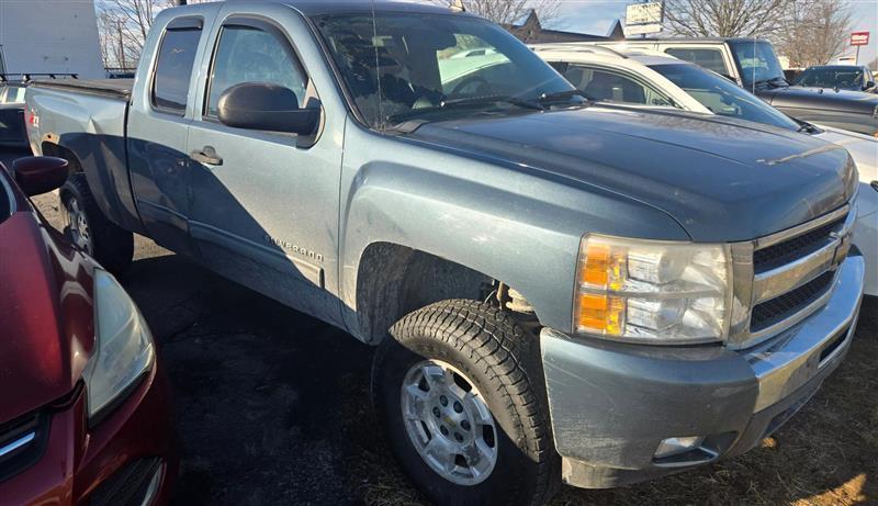 Chevrolet Silverado 1500 LT Ext. Cab 4WD 2011