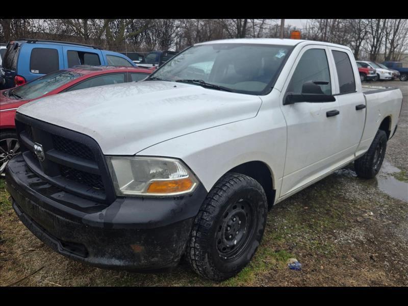 RAM 1500 ST Quad Cab 4WD 2012