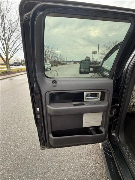 Ford F-150 FX4 SuperCrew 5.5-ft. Bed 4WD 2012