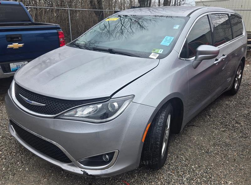 Chrysler Pacifica Touring Plus 2018