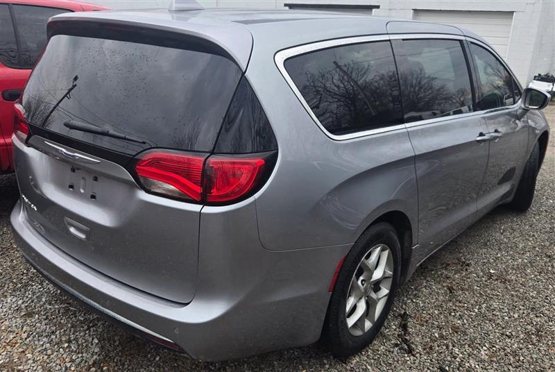 Chrysler Pacifica Touring Plus 2018
