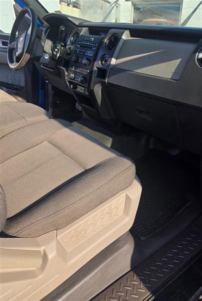 Ford F-150 STX SuperCab 6.5-ft. Bed 4WD 2010