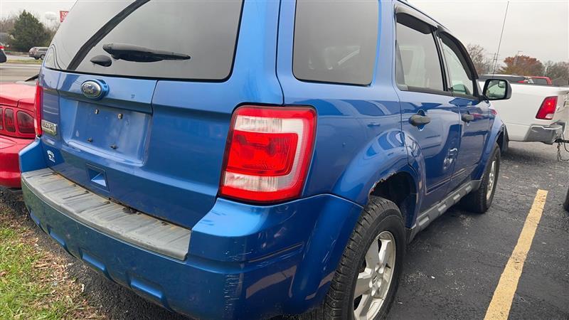 Ford Escape XLT 4WD 2011