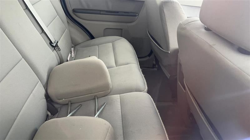 Ford Escape XLT 4WD 2011