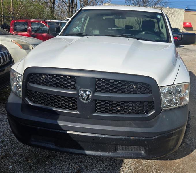 RAM 1500 Tradesman Crew Cab SWB 4WD 2015